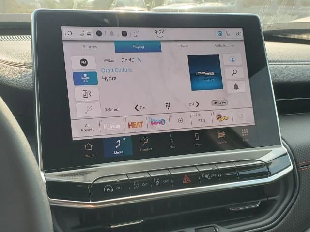 New 2025 Jeep Compass Trailhawk w/ Trailhawk Elite Group image 17