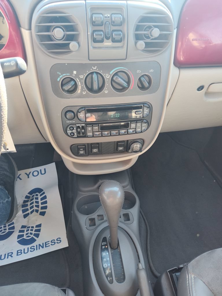 Used 2002 Chrysler PT Cruiser Limited FWD image 8