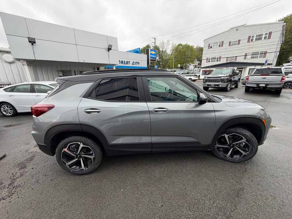 Used 2023 Chevrolet TrailBlazer RS FWD image 6