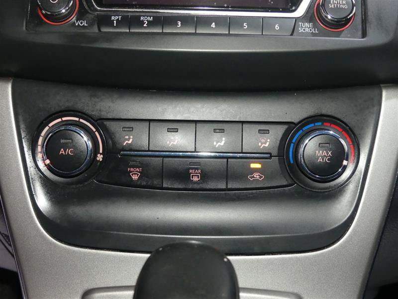 Used 2015 Nissan Sentra SV FWD image 36