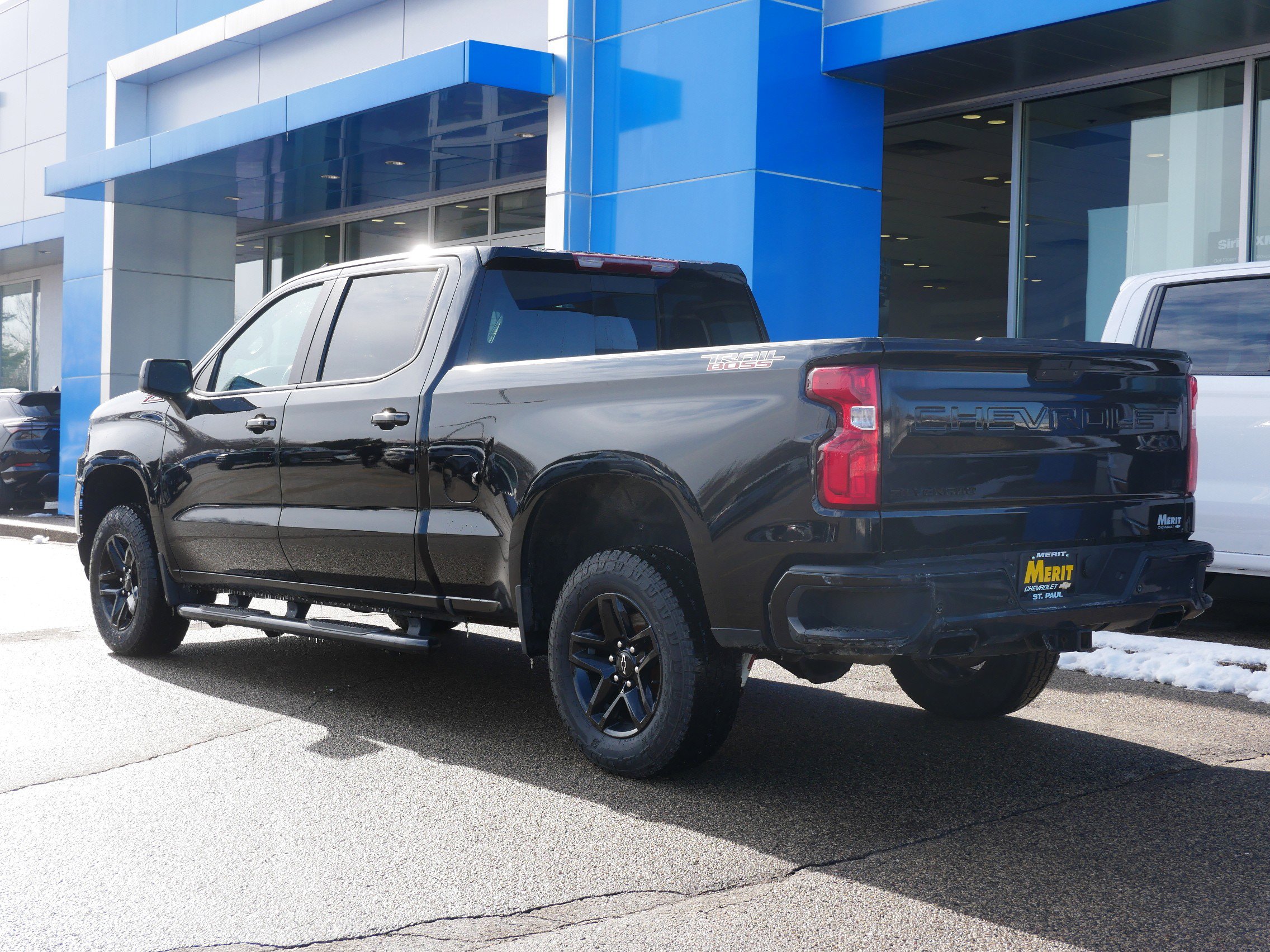 Used 2021 Chevrolet Silverado 1500 LT Trail Boss AWD/4WD image 4