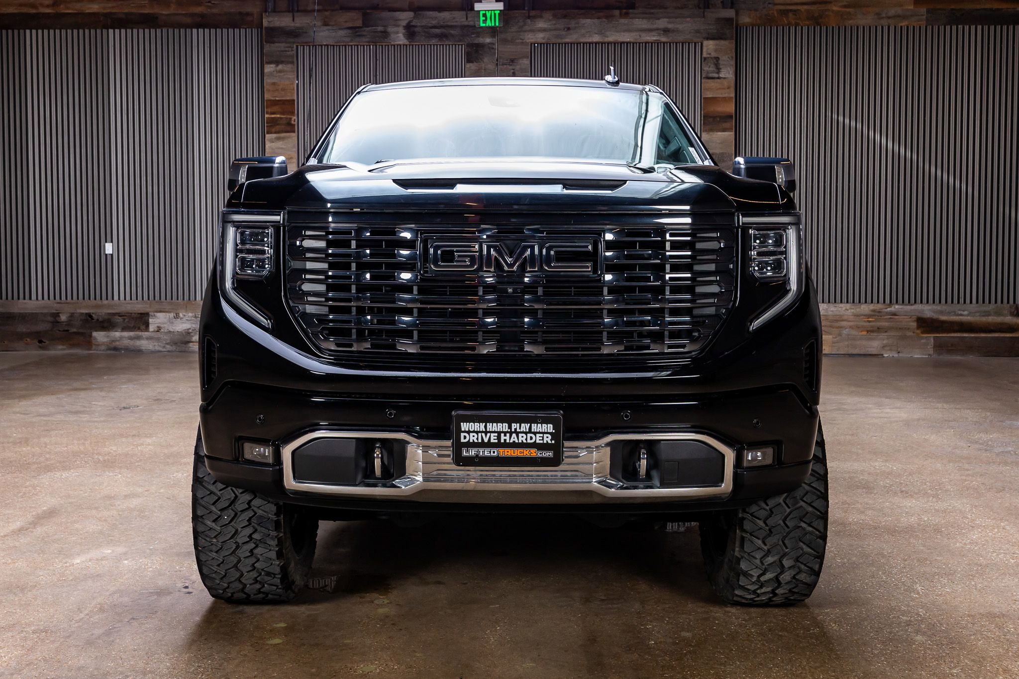 Used 2023 GMC Sierra 1500 Denali Ultimate image 2