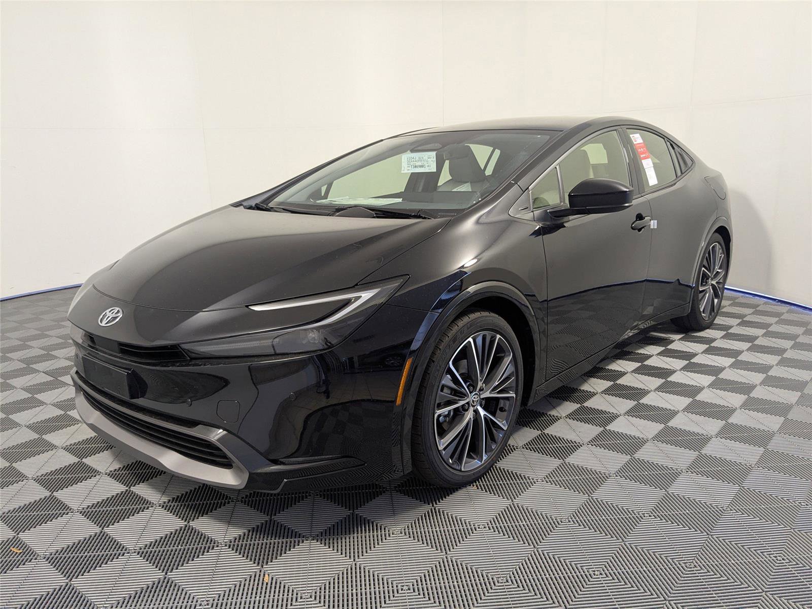 New 2026 Toyota Prius XLE image 2