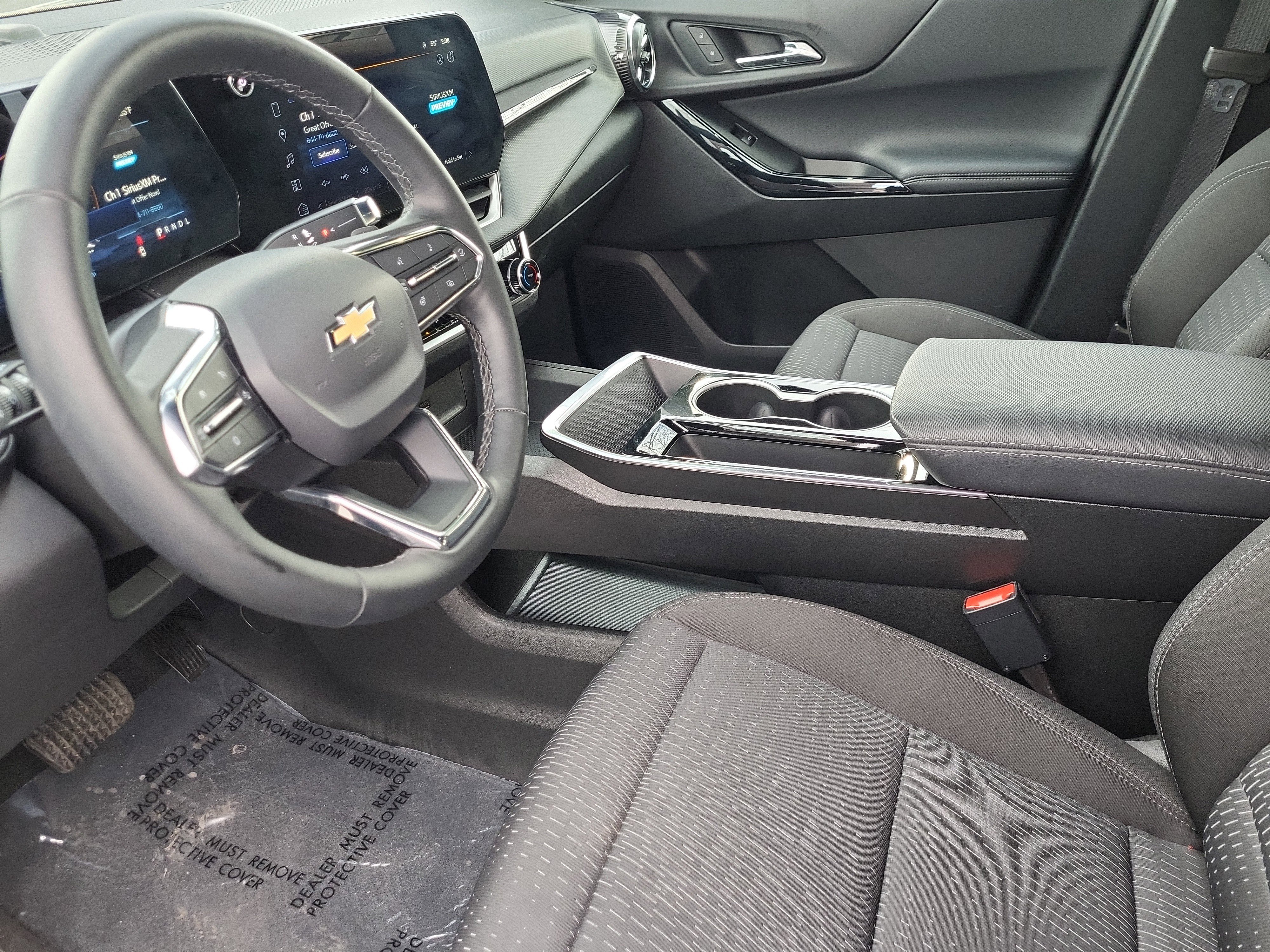Certified 2025 Chevrolet Equinox LT w/ Safety and Technology Package image 12