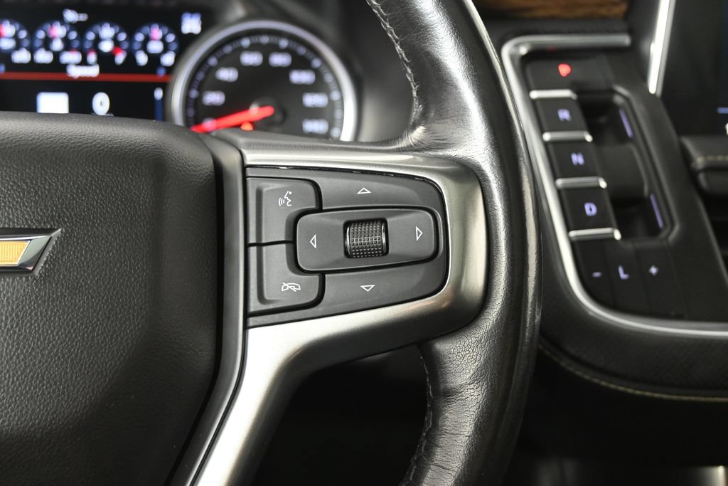 Used 2021 Chevrolet Suburban Premier w/ Premium Package AWD/4WD image 38