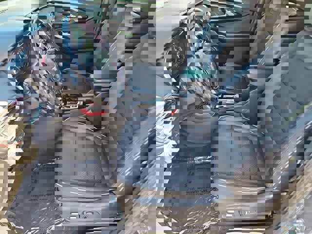 Used 2021 Chevrolet TrailBlazer RS w/ Sun and Liftgate Package image 17