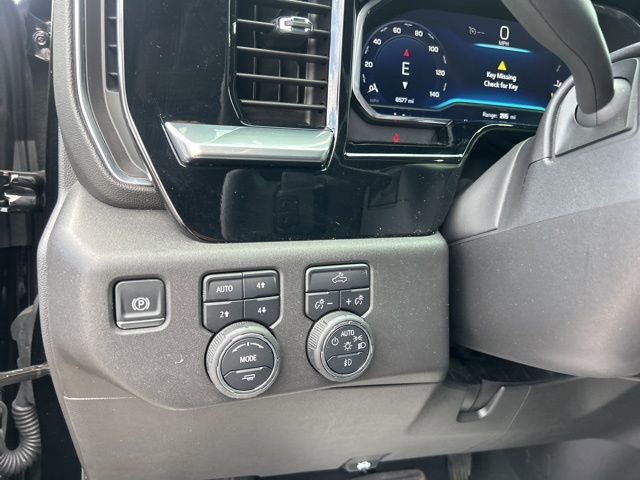 Used 2025 Chevrolet Silverado 1500 LT Trail Boss w/ LPO, Utility Wall Package image 17