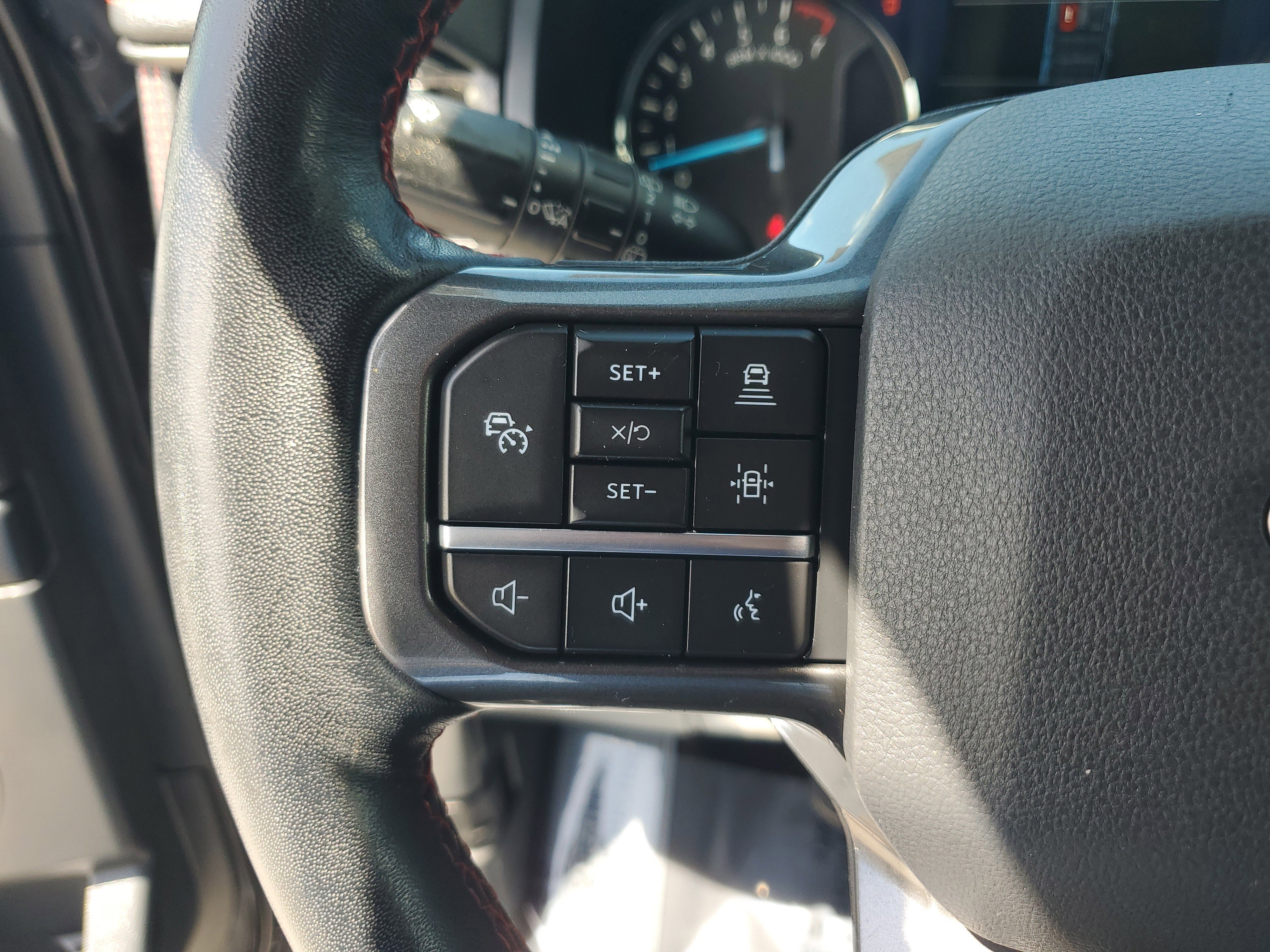 Certified 2023 Ford Expedition Limited image 23