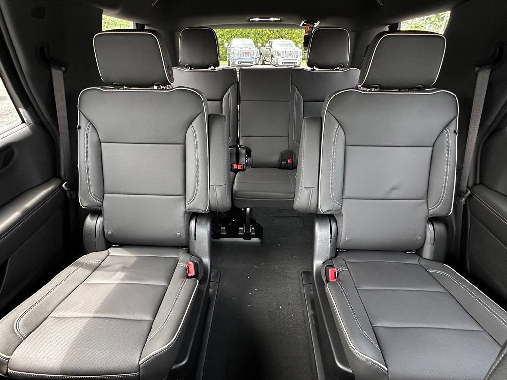 New 2026 GMC Yukon Elevation w/ Elevation Premium Package AWD/4WD image 22