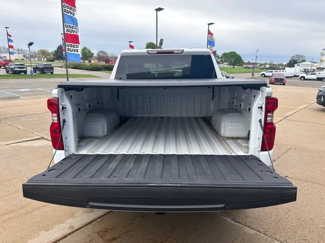 Used 2023 Chevrolet Silverado 1500 LT AWD/4WD image 32