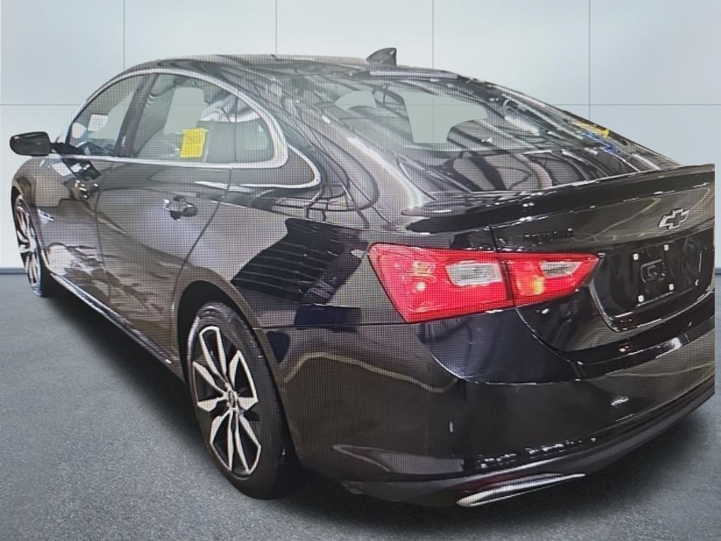 Used 2022 Chevrolet Malibu RS FWD image 3