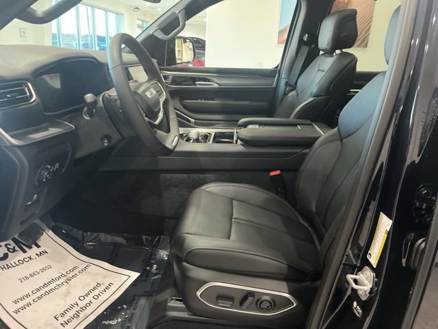 New 2025 Jeep Wagoneer Series II w/ Convenience Group I AWD/4WD image 8