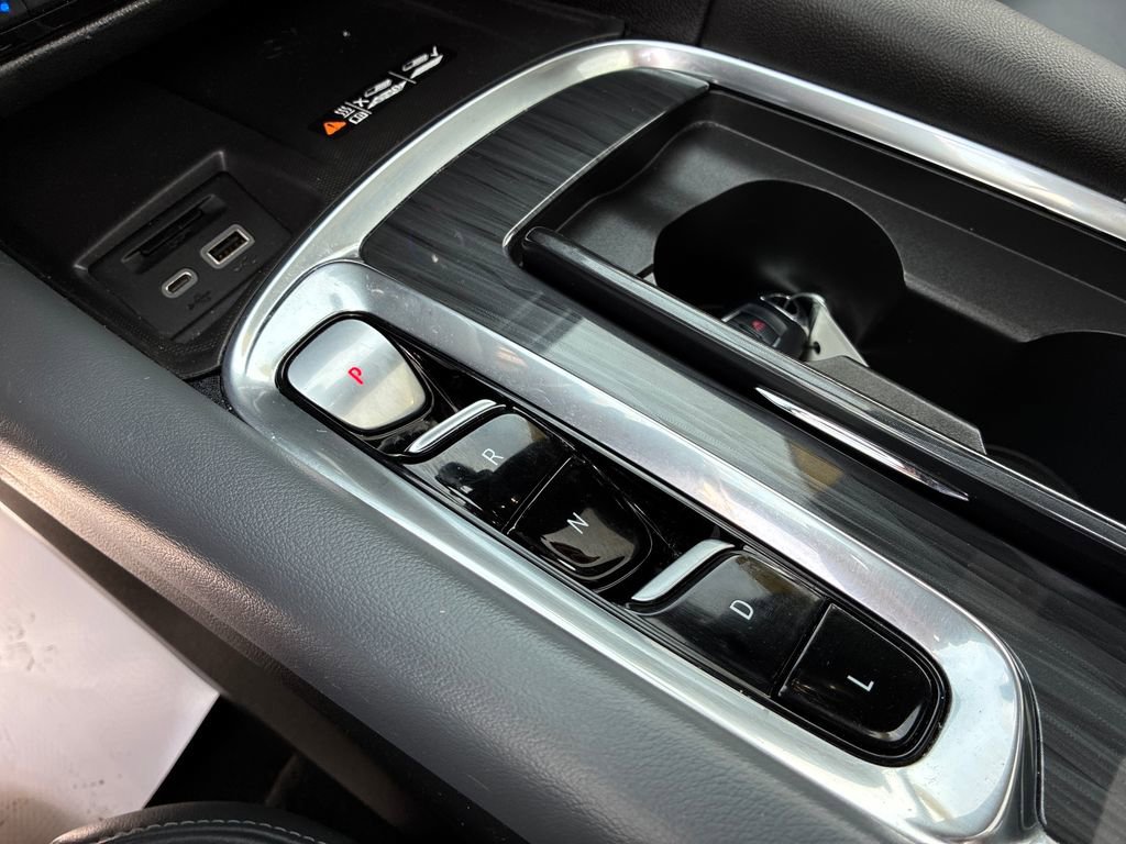 Used 2023 Buick Enclave Premium w/ Experience Buick Package image 38