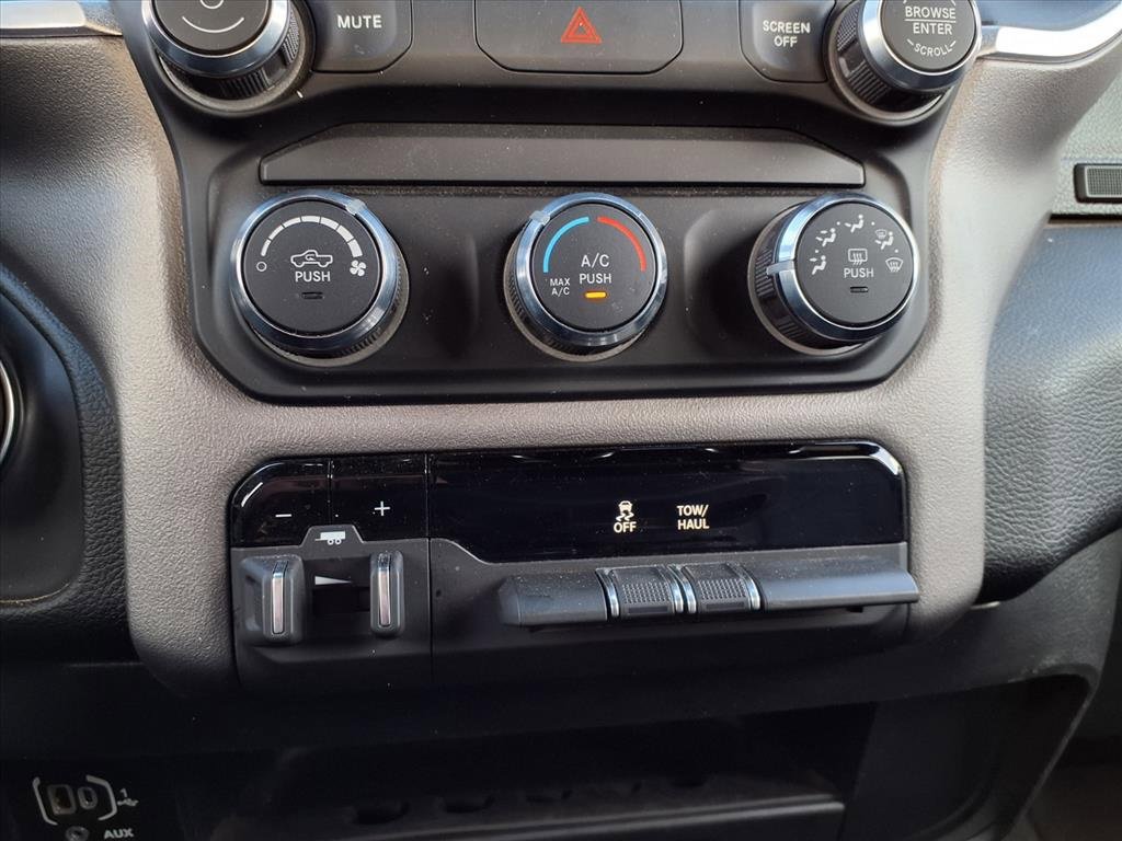 Used 2024 RAM 2500 Big Horn w/ Bed Utility Group image 13