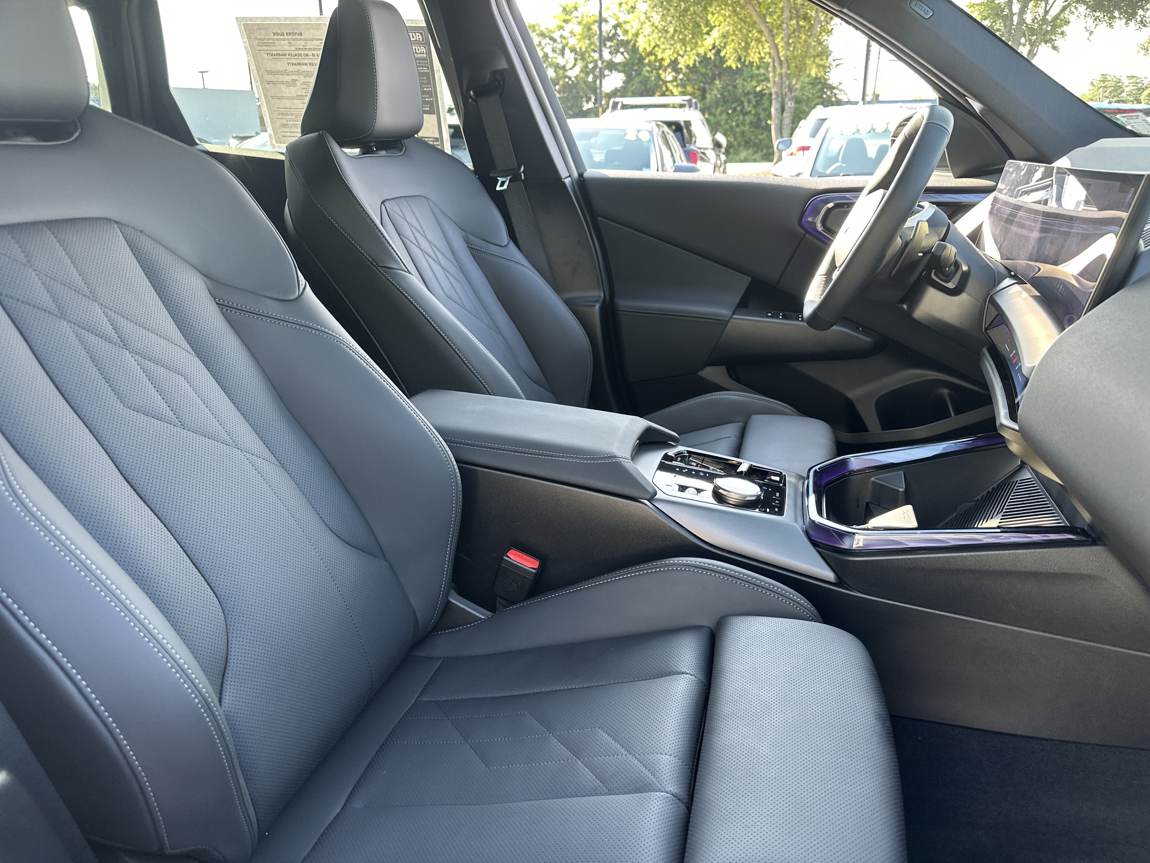 Used 2025 BMW X3 xDrive30i w/ Premium Package AWD/4WD image 13