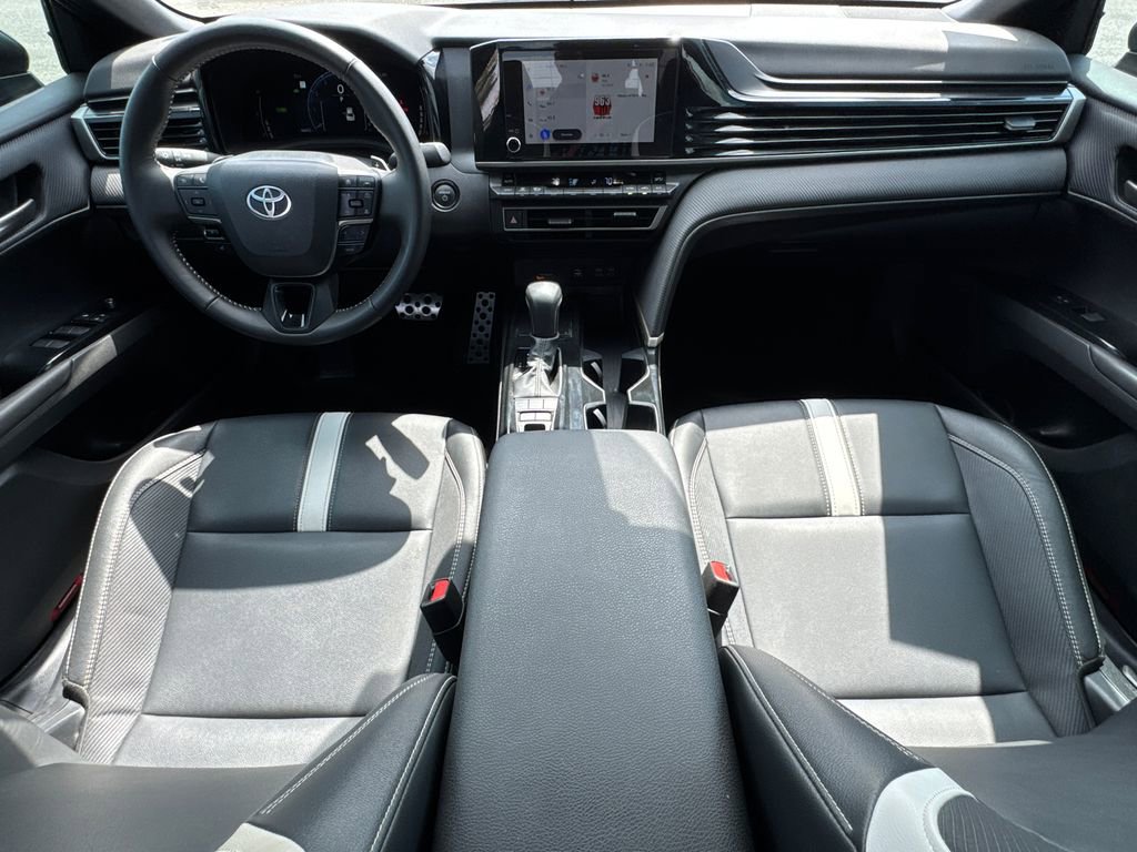 Certified 2025 Toyota Camry SE FWD image 22