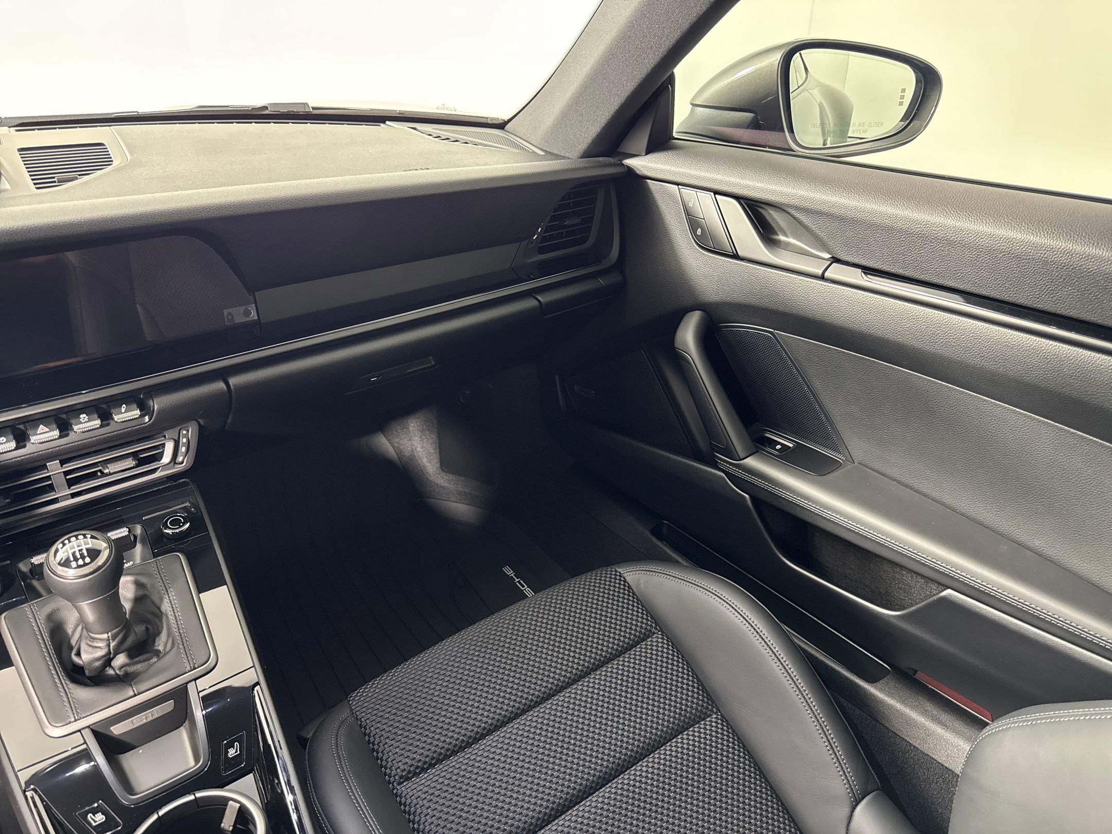 Certified 2024 Porsche 911 Carrera T image 27