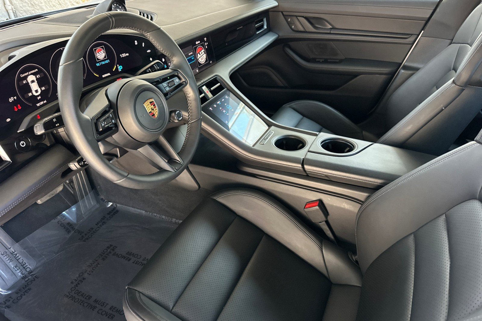 Certified 2022 Porsche Taycan 4S AWD/4WD image 4