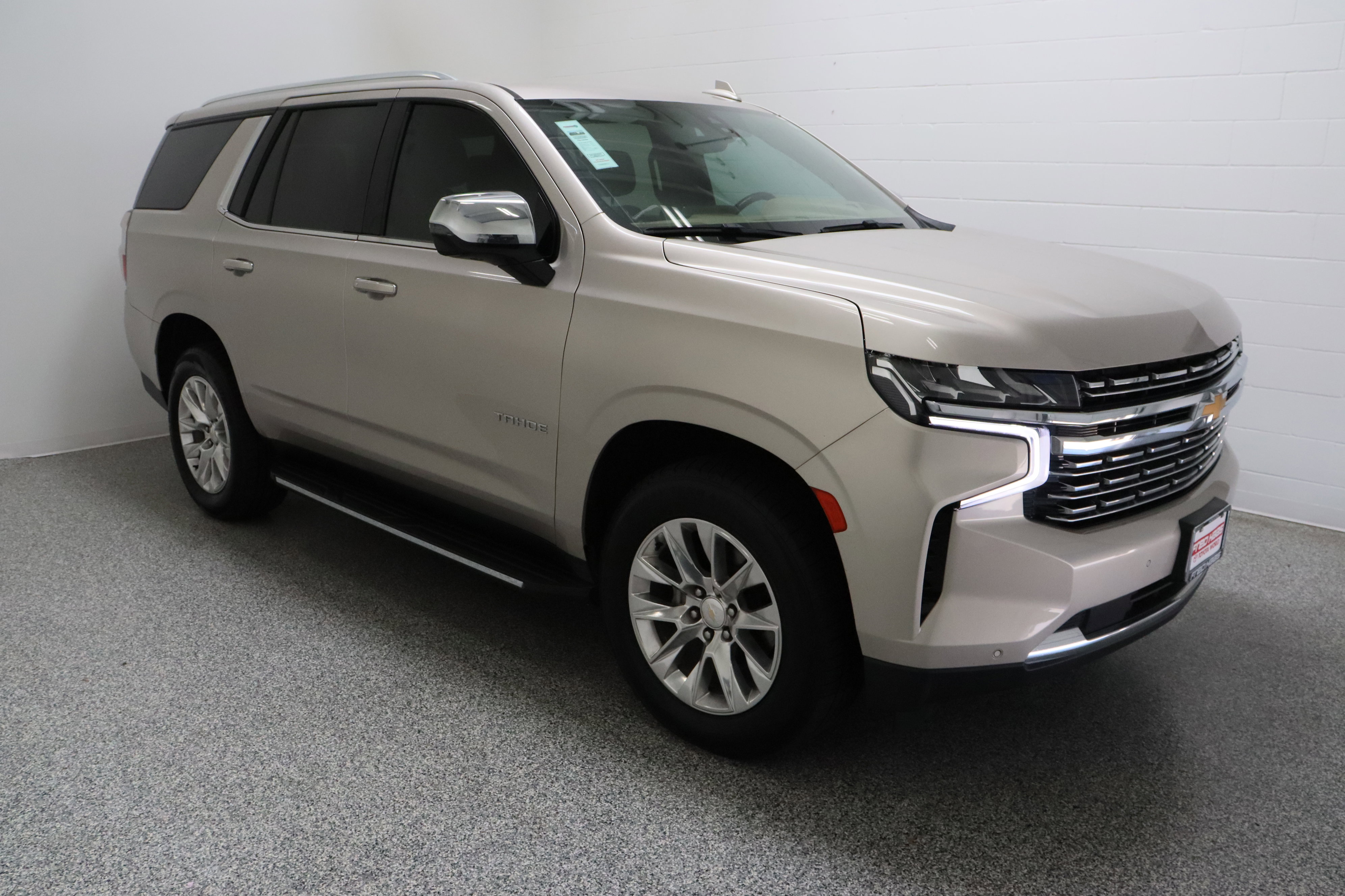 Used 2022 Chevrolet Tahoe Premier RWD image 4