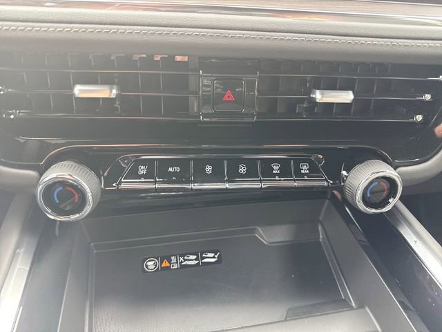 New 2026 Chevrolet Suburban LT w/ Comfort Package image 19