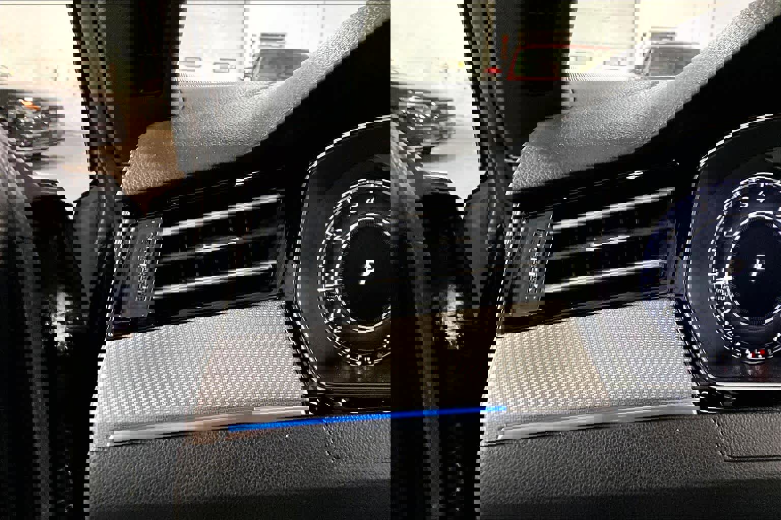 Used 2019 Volkswagen Arteon SEL Premium image 33