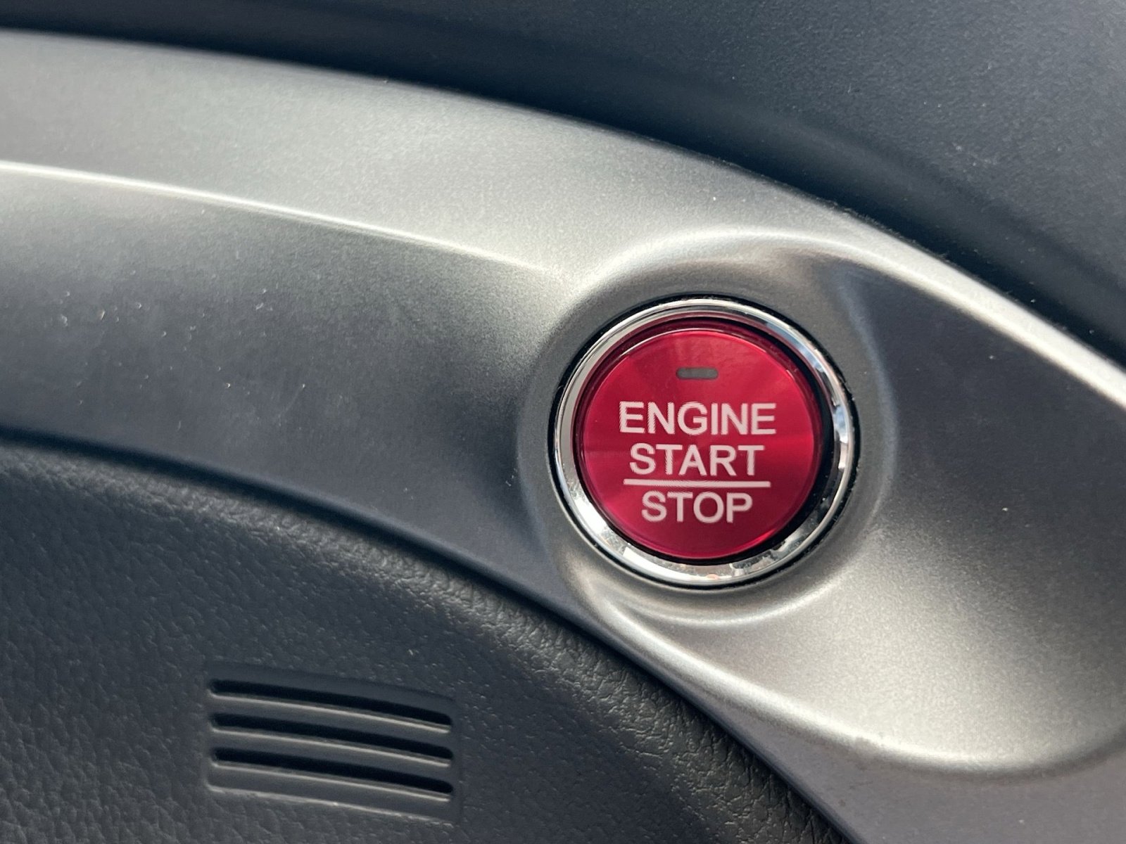 Used 2015 Acura ILX w/ Technology Package FWD image 26