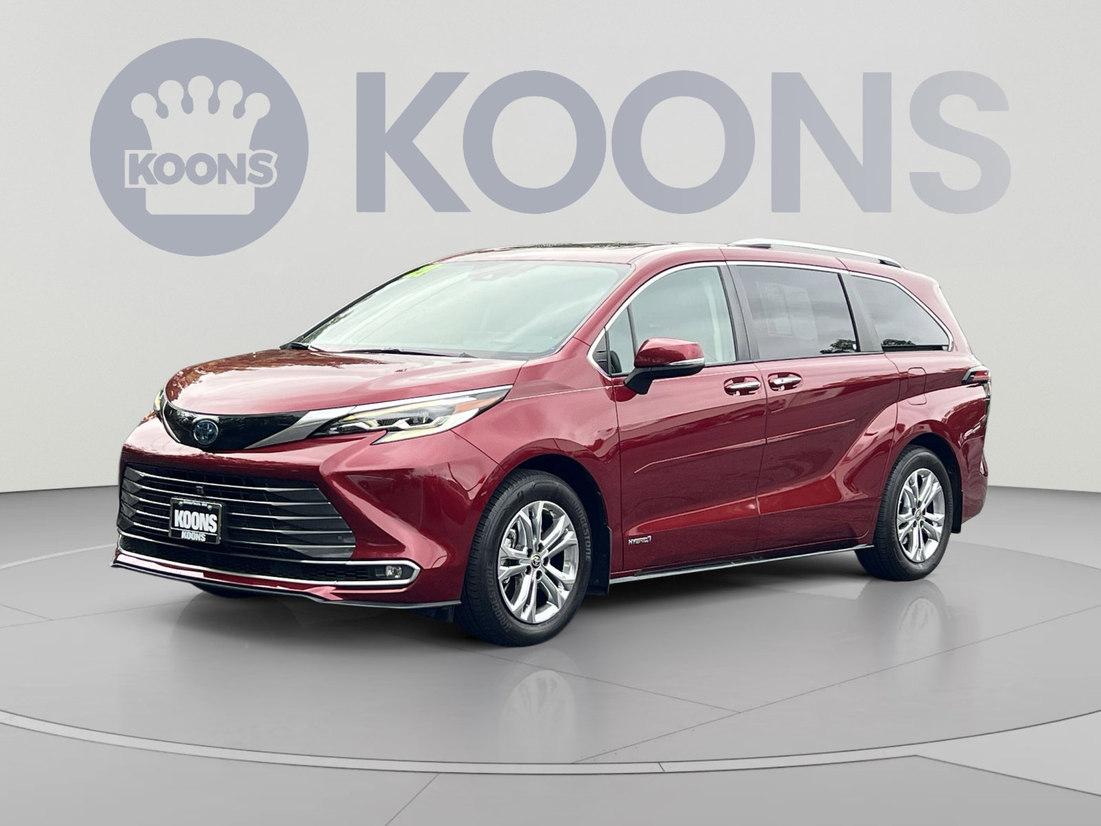 Used 2021 Toyota Sienna Platinum AWD/4WD image 1