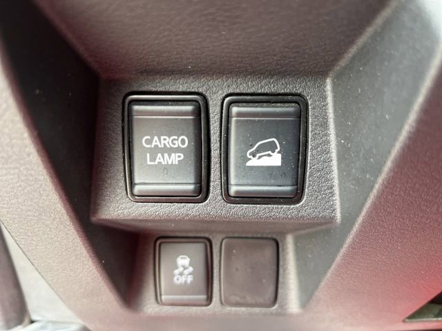 Used 2022 Nissan Frontier SV image 14