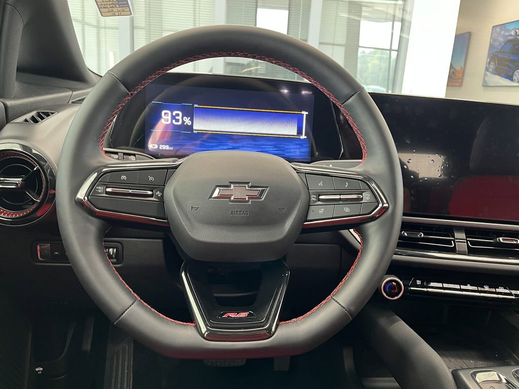 Certified 2024 Chevrolet Equinox EV RS image 29