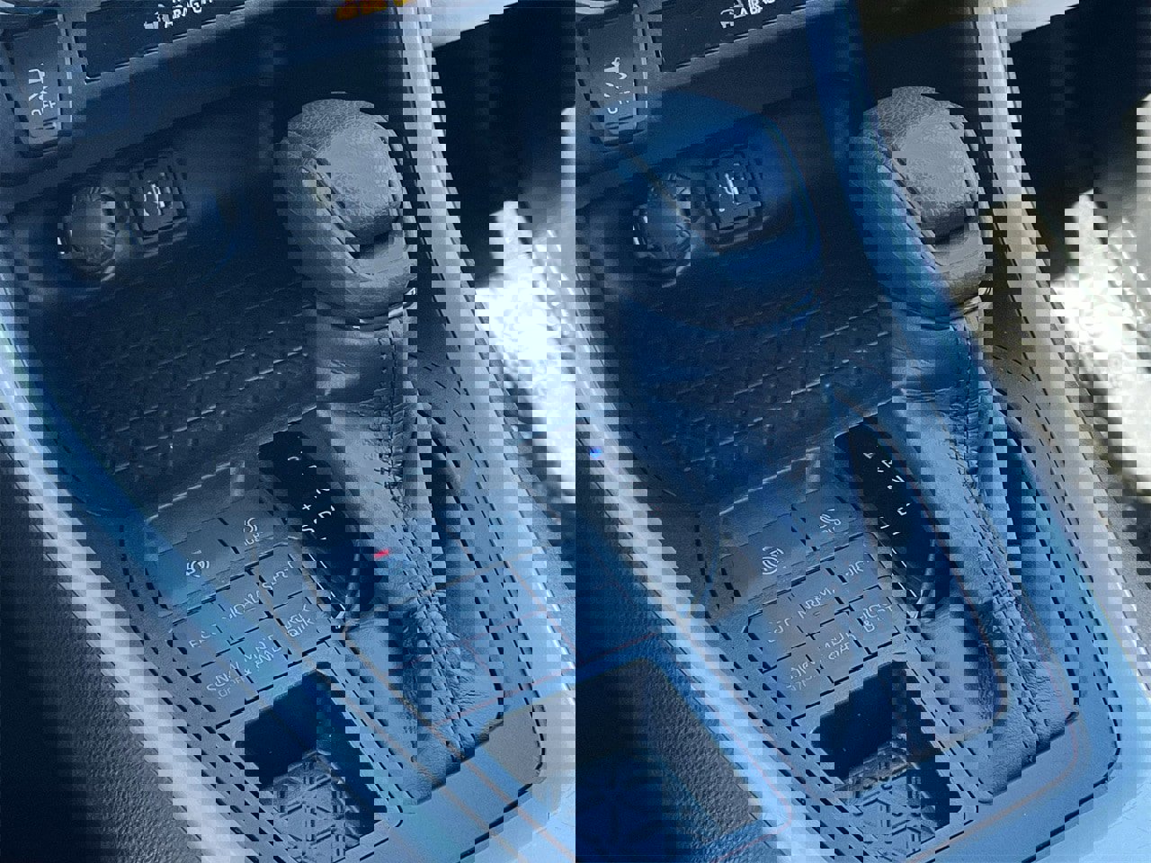 Used 2024 Toyota RAV4 XLE image 17