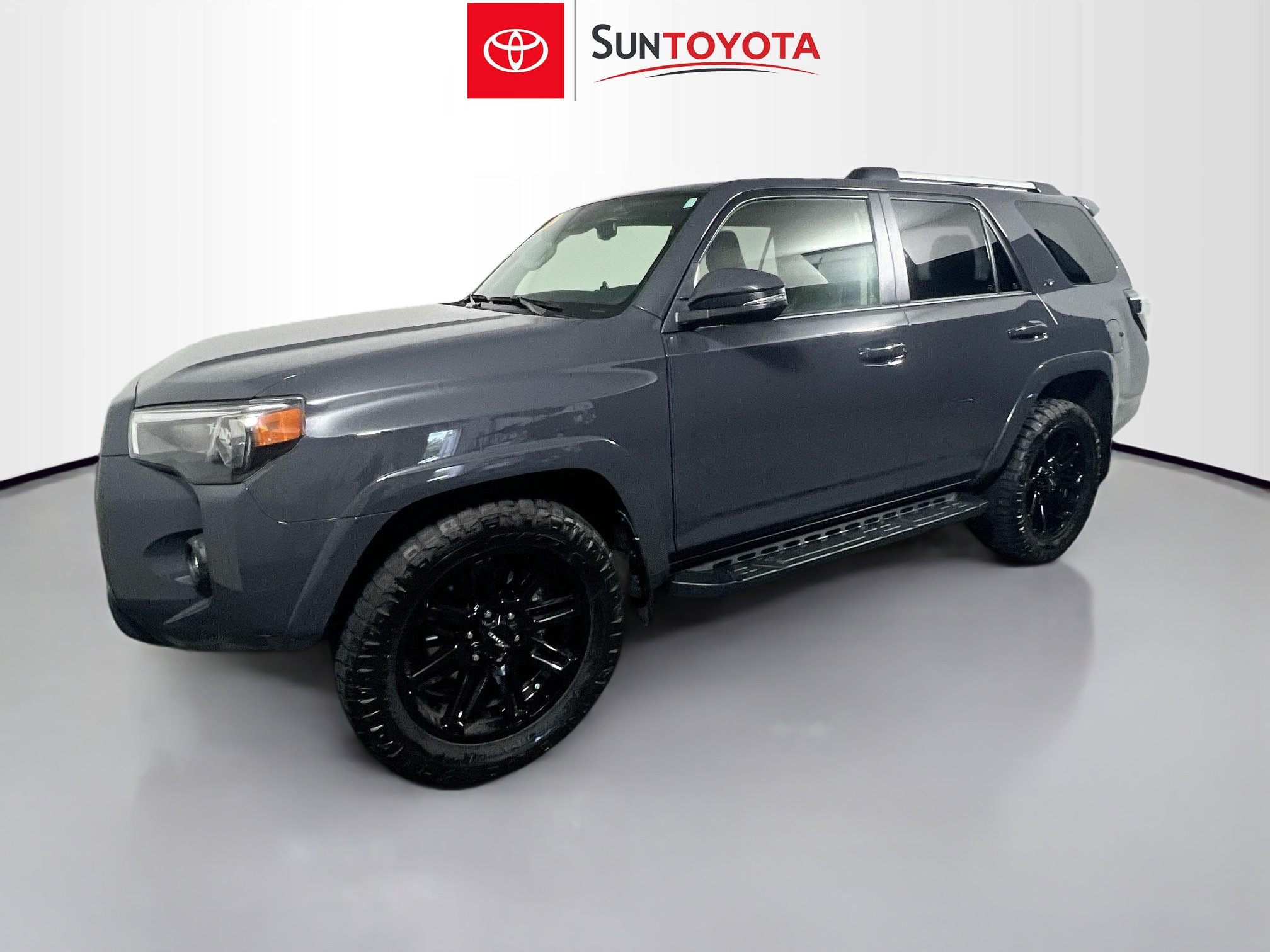 Used 2024 Toyota 4Runner SR5 Premium RWD image 9