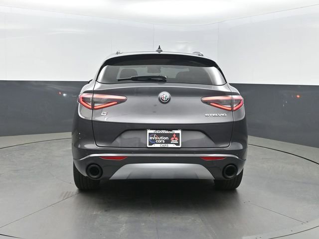 Used 2024 Alfa Romeo Stelvio Ti image 31
