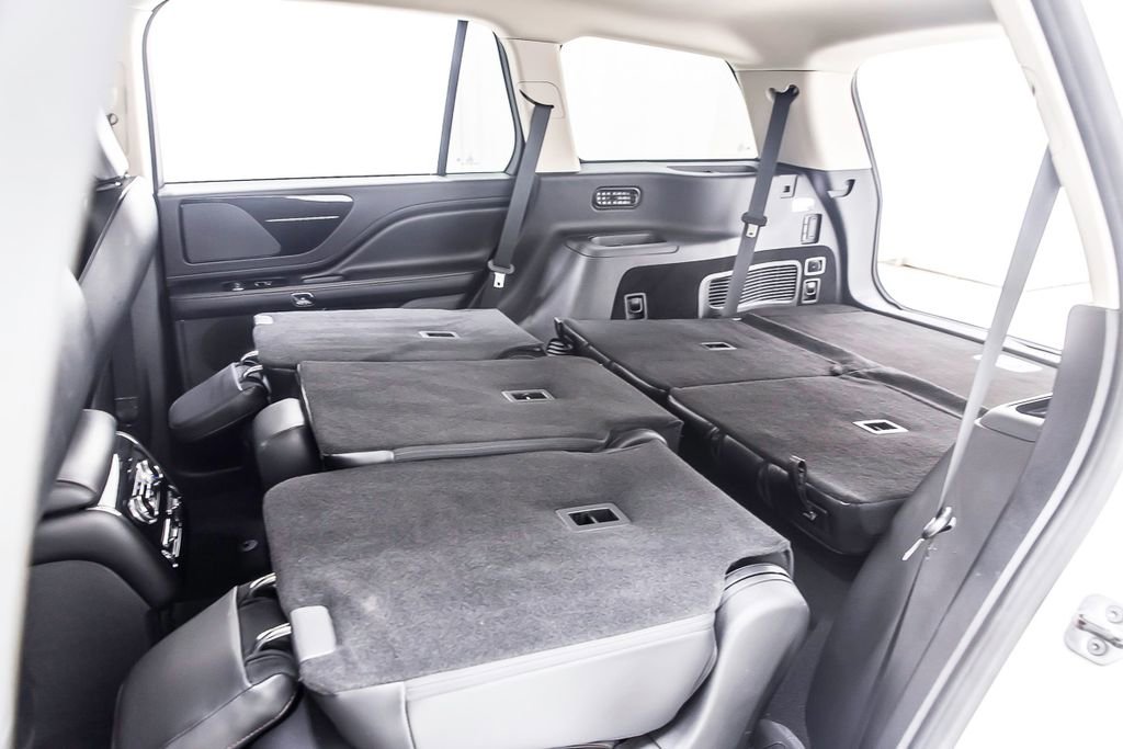 Used 2021 Lincoln Aviator 2WD image 36