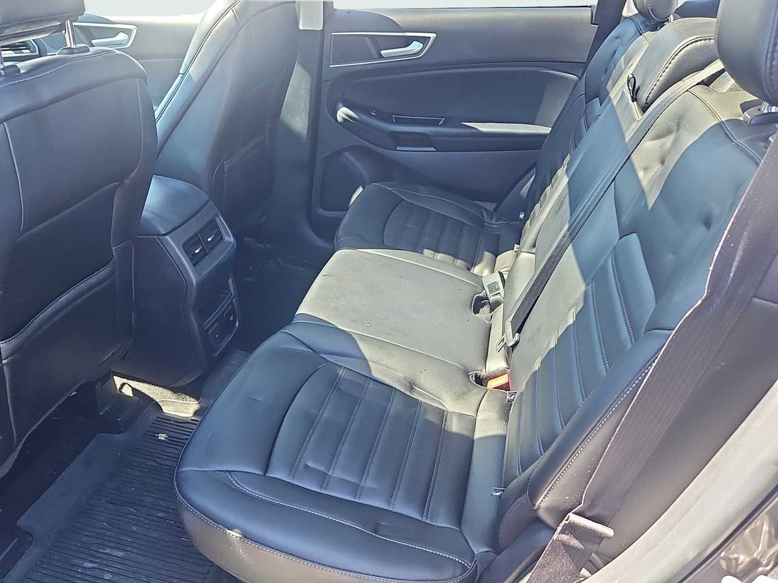 Used 2020 Ford Edge SEL w/ Convenience Package image 30