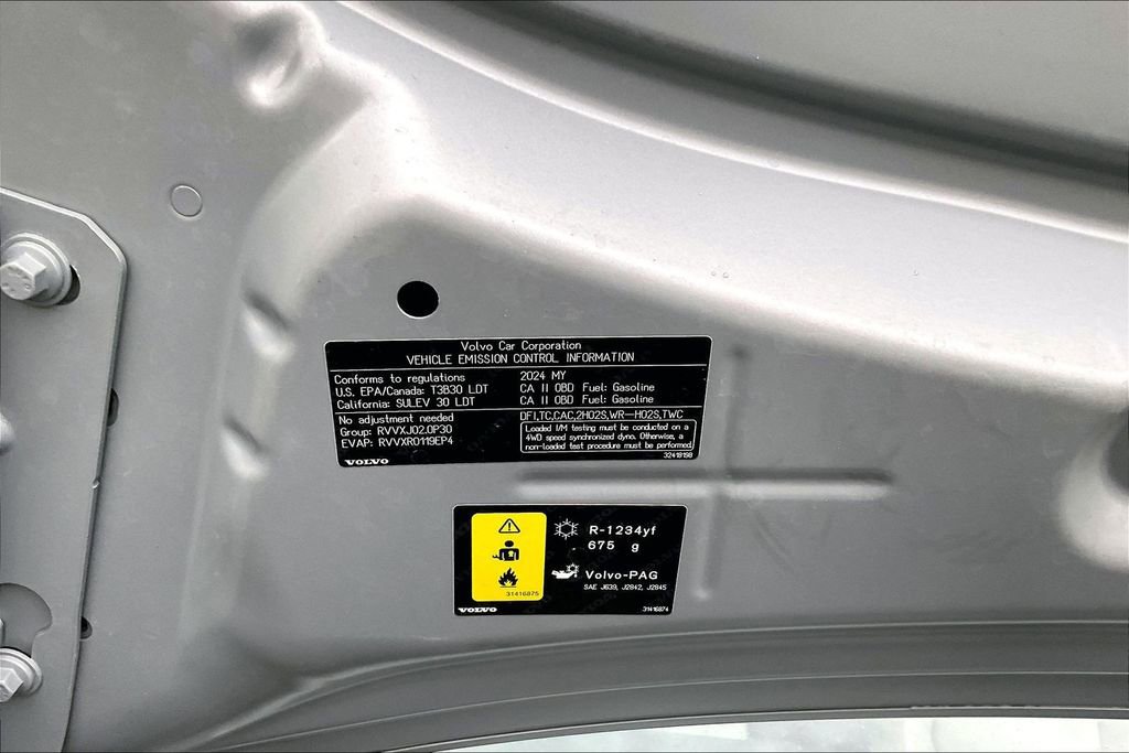 Certified 2024 Volvo XC60 T8 Plus w/ Protection Package Premier image 31