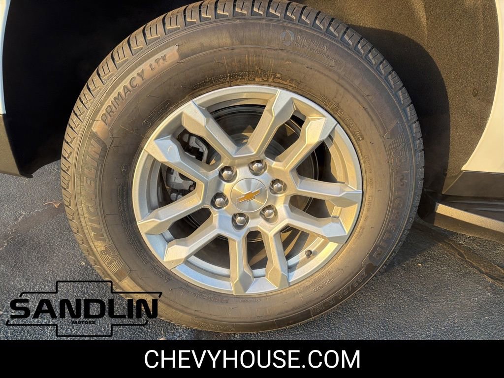 New 2026 Chevrolet Suburban LS image 26