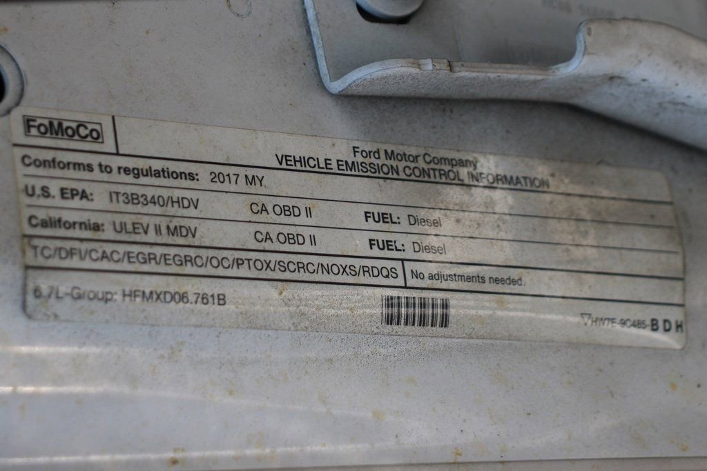 Used 2017 Ford F250 Lariat w/ Chrome Package image 12