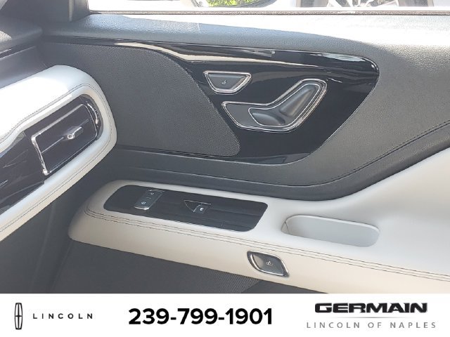 New 2026 Lincoln Aviator 2WD image 27