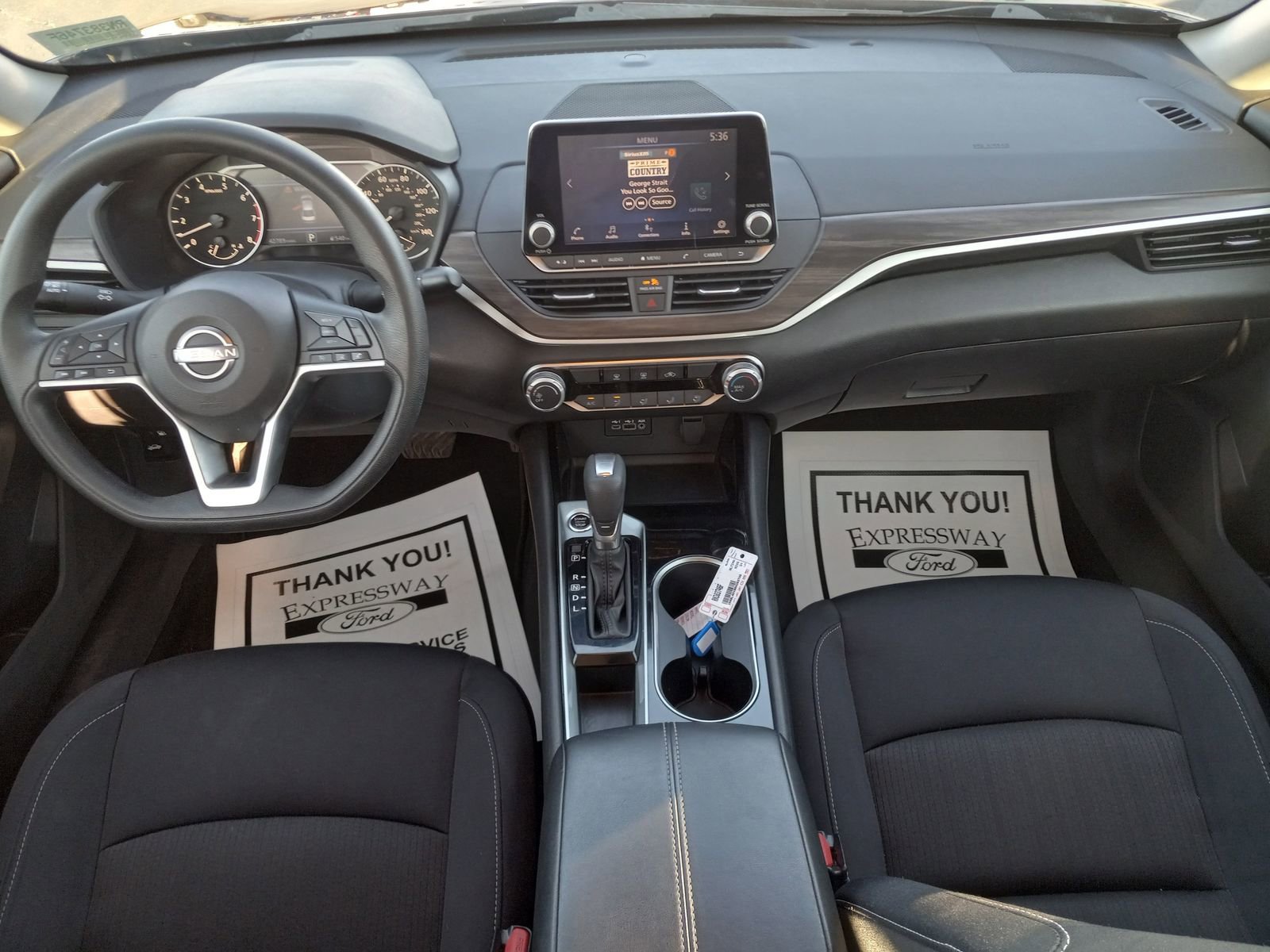 Used 2024 Nissan Altima 2.5 SV FWD image 14