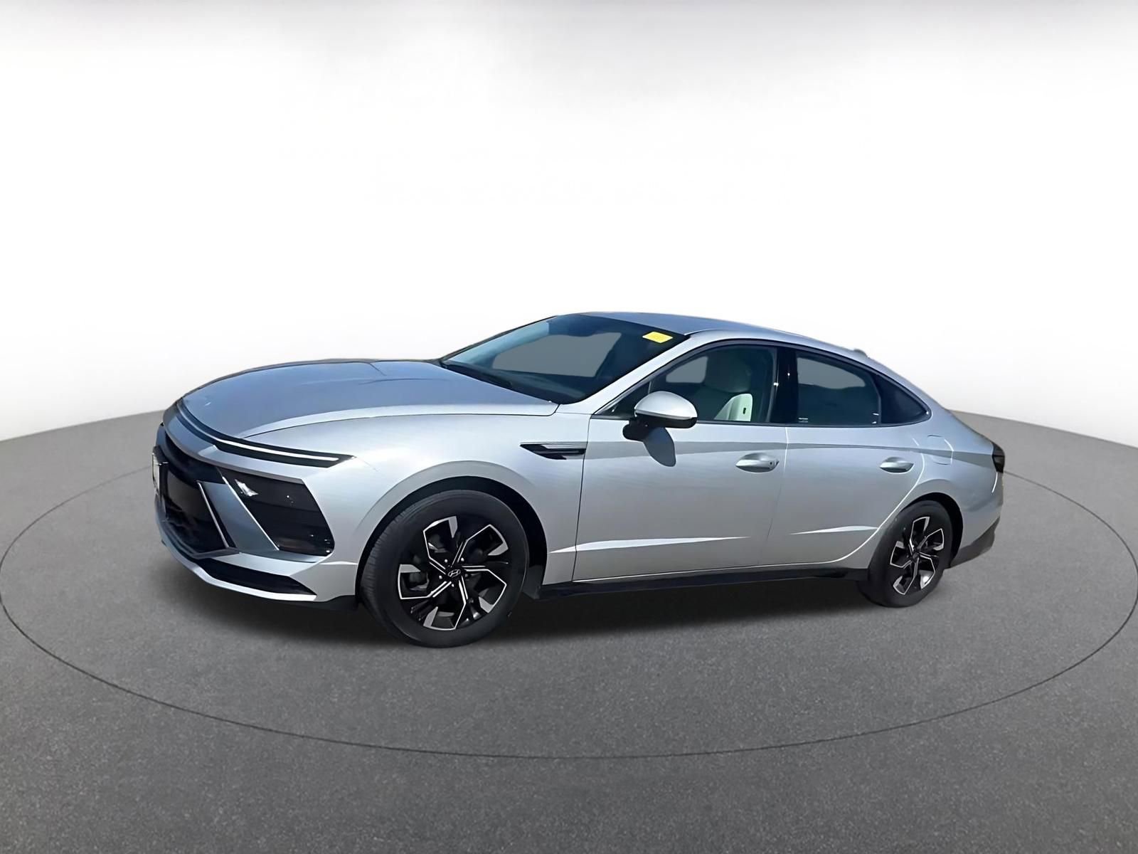 Used 2025 Hyundai Sonata SEL image 9