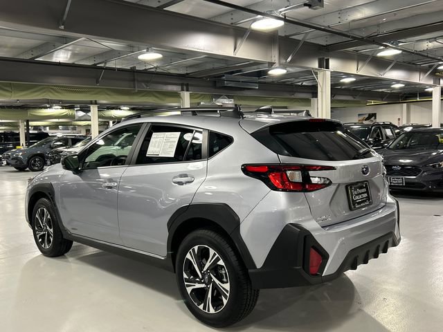 Used 2025 Subaru Crosstrek 2.0i Premium image 4