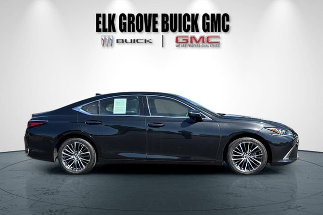 Used 2023 Lexus ES 250 w/ Premium Package AWD/4WD image 3