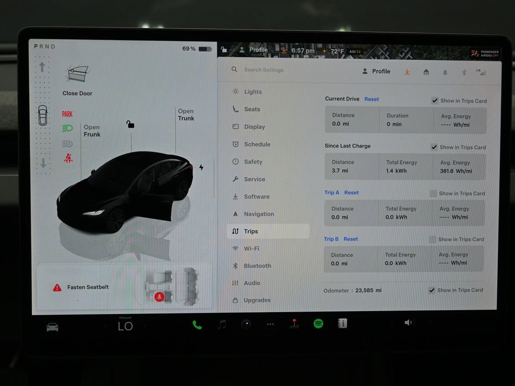 Used 2024 Tesla Model 3 Standard Range image 30
