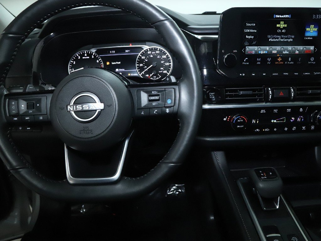 Certified 2025 Nissan Pathfinder SL image 30