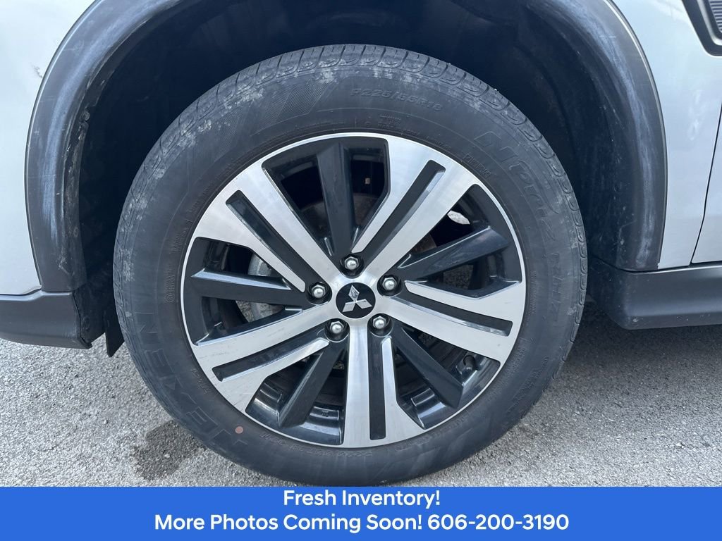 Used 2025 Mitsubishi Outlander Sport ES image 8