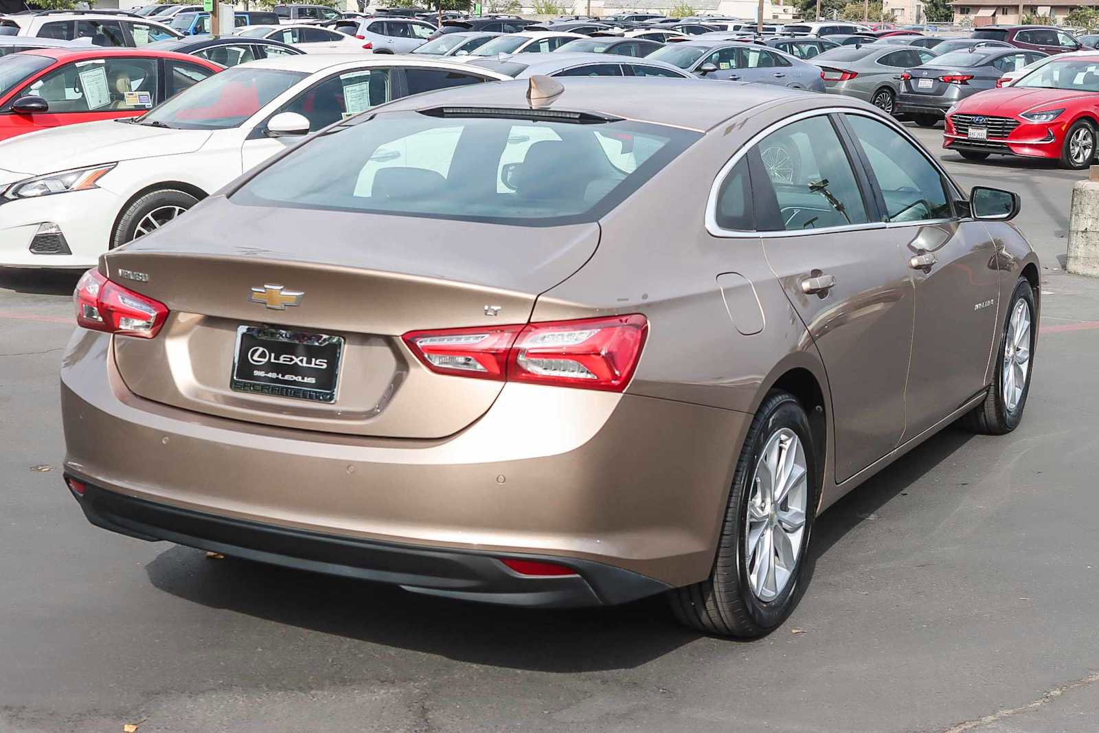 Used 2019 Chevrolet Malibu LT w/ Driver Confidence Package II image 4