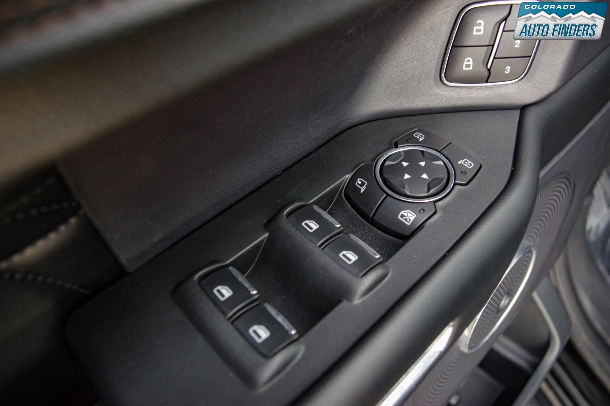 Used 2018 Ford Expedition Max Platinum image 11
