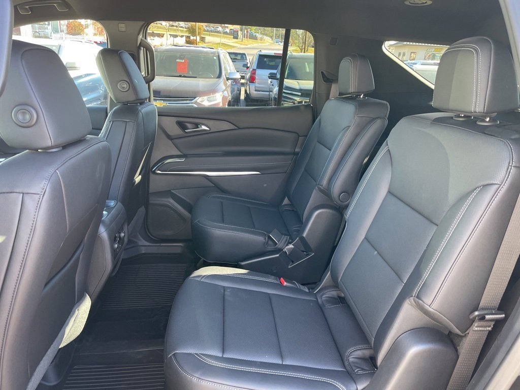 New 2026 Chevrolet Traverse LT image 11