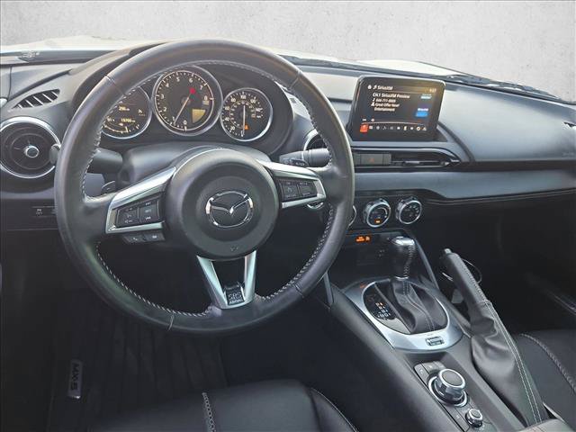 Used 2023 MAZDA MX-5 Miata Grand Touring RWD image 16
