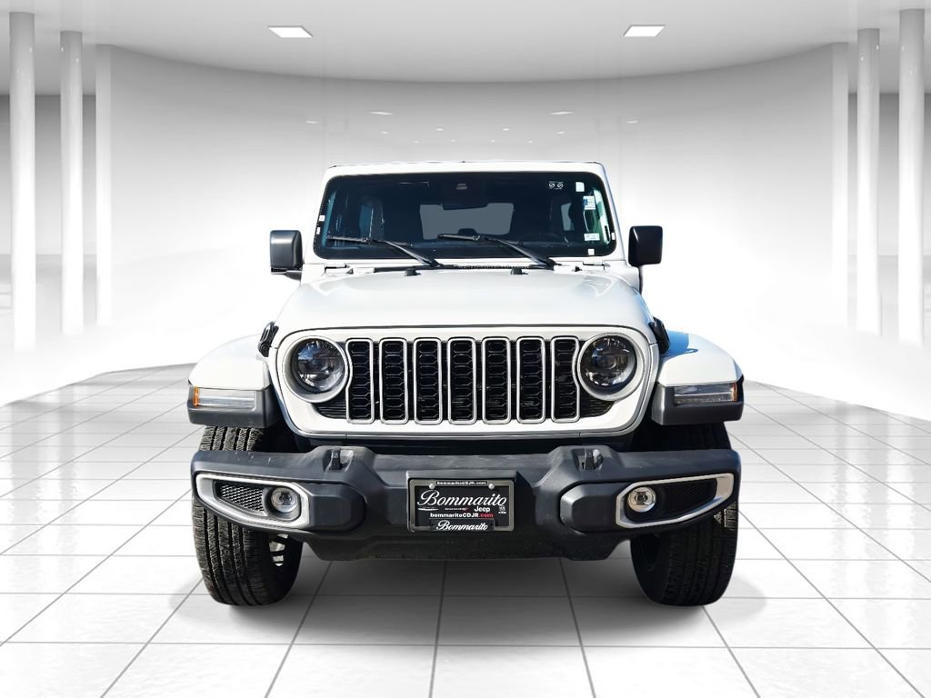 Used 2025 Jeep Wrangler Unlimited Sahara w/ Safety Group image 8
